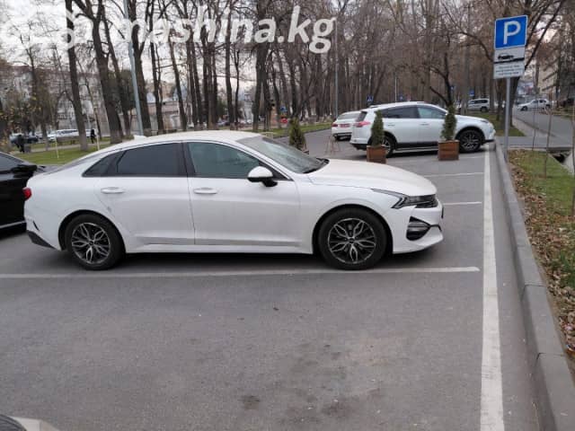 Kia K5 III LPi 2.0 AT