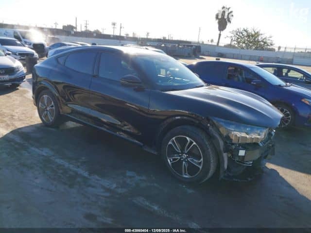 Ford Mustang Mach-E I 75 kWh Electro AT