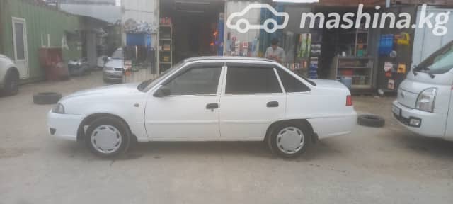 Daewoo Nexia I Рестайлинг 1.5 MT