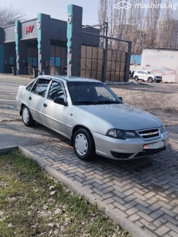 Daewoo Nexia I Рестайлинг 1.5 MT