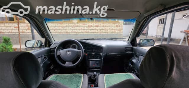 Daewoo Nexia I Рестайлинг 1.6 MT