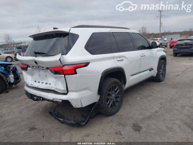 Toyota Sequoia III 3.5hyb AT 4WD