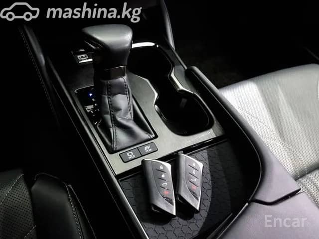 Lexus ES VII Рестайлинг 300h 2.5hyb CVT