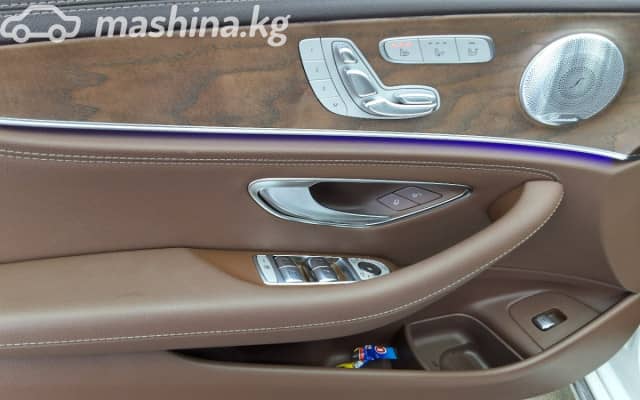 Mercedes-Benz E-Класс V (W213, S213, C238) 300 2.0 AT 4WD