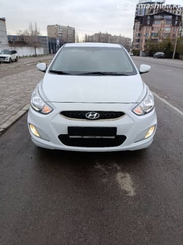 Hyundai Accent IV 1.4 CVT