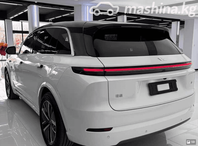 LiXiang L7 Рестайлинг 1.5hyb AT 4WD
