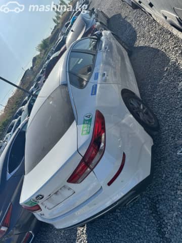 Kia K5 II 2.0 AT