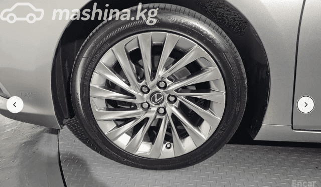 Lexus ES VII 300h 2.5hyb CVT