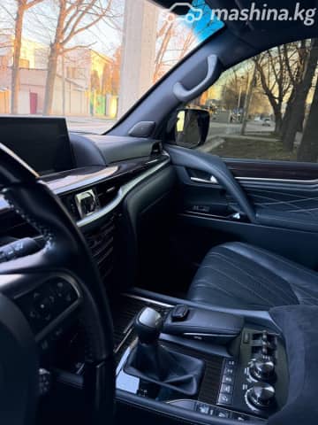 Lexus LX III Рестайлинг 2 570 5.7 AT 4WD