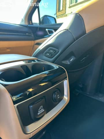 Kia Carnival IV 2.2d AT