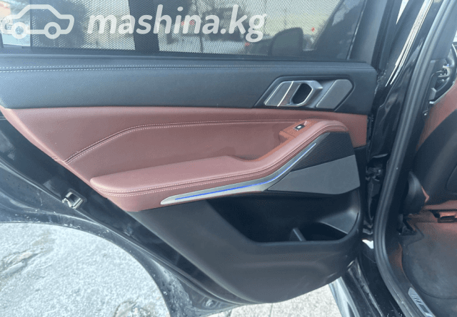 BMW X5 IV (G05/G18) M50i 4.4 AT 4WD
