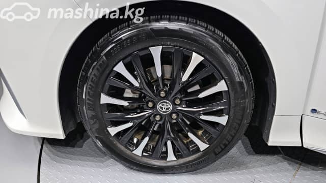 Toyota Alphard IV 2.5hyb CVT 4WD