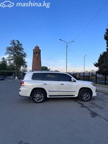 Lexus LX III 570 5.7 AT 4WD