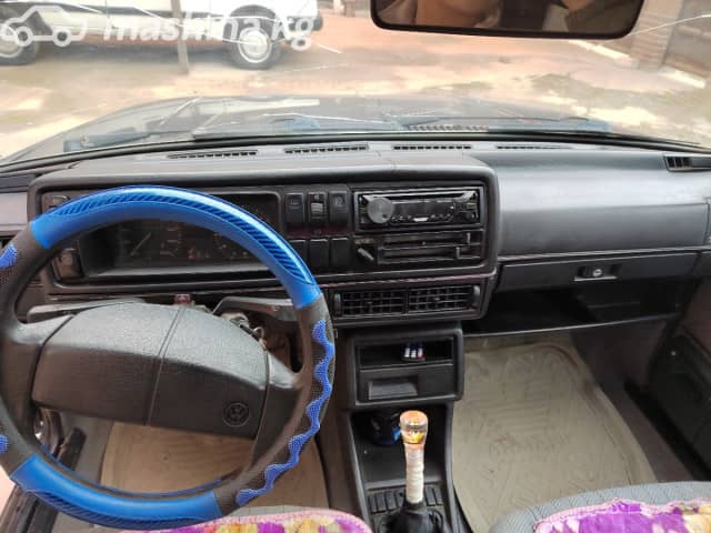 Volkswagen Golf II 1.8 MT