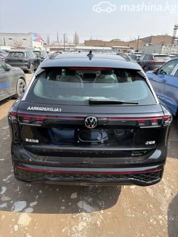 Volkswagen Tiguan III (China Market) 2.0 AMT 4WD
