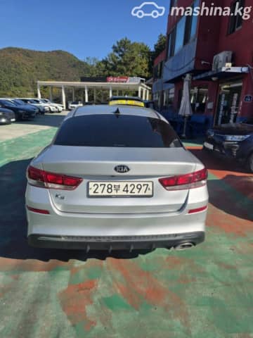 Kia K5 II 2.0 AT