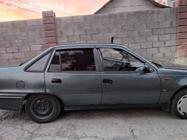 Daewoo Nexia I 1.5 MT
