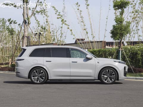 LiXiang L9 Рестайлинг 1.5hyb AT 4WD