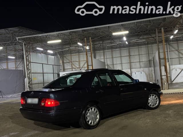 Mercedes-Benz E-Класс II (W210, S210) 200 2.0 MT