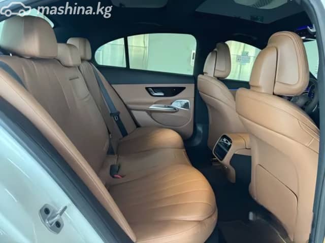 Mercedes-Benz E-Класс VI (W214, S214) 300 2.0 AT 4WD