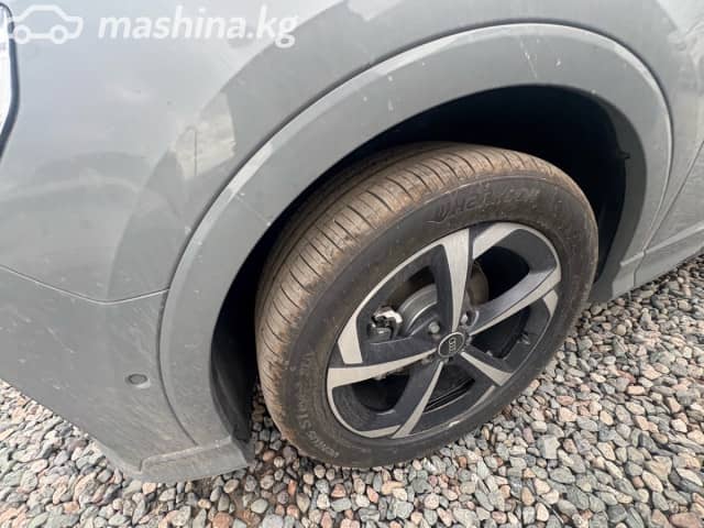 Audi Q3 II (F3) 35 TFSI 1.5 AMT