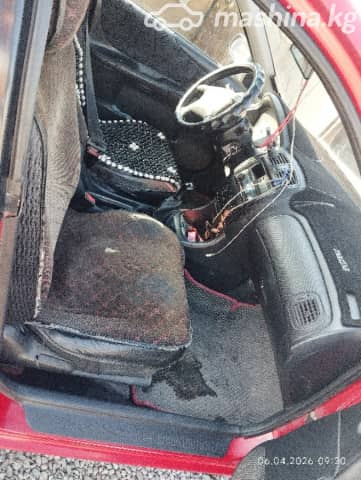 Mazda 323 VI (BJ) 1.8 MT