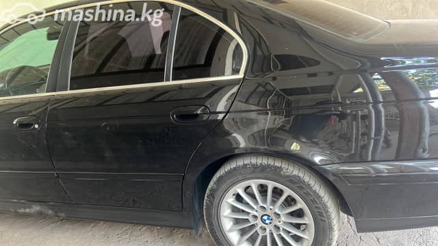 BMW 5 серии IV (E39) Рестайлинг 520i 2.2 MT