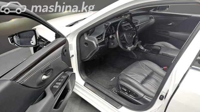 Lexus ES VII 300h 2.5hyb CVT