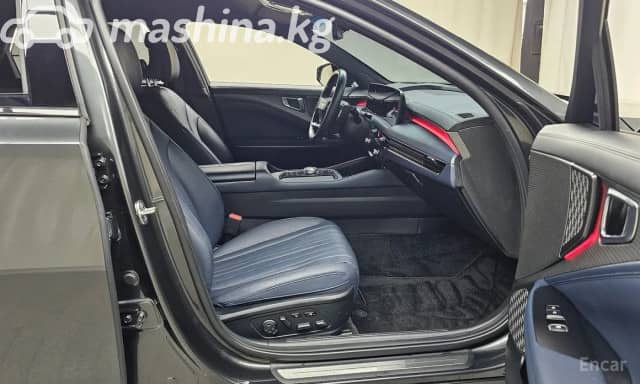 Kia K8 2.5 AT