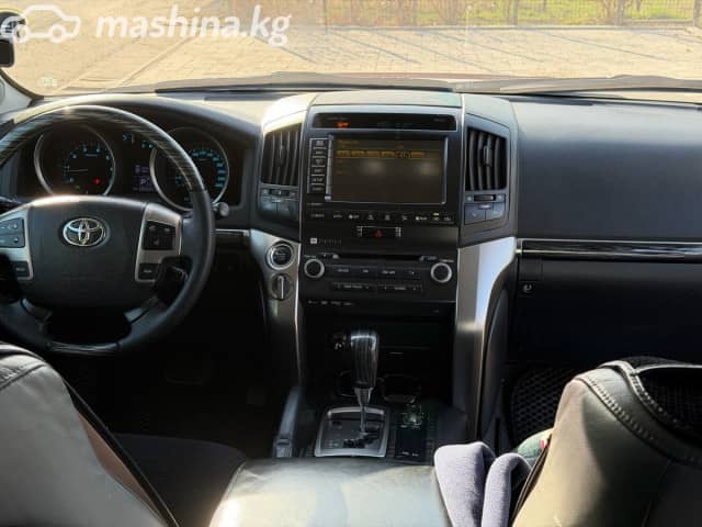 Toyota Land Cruiser 200 Series 4.7 AT 4WD