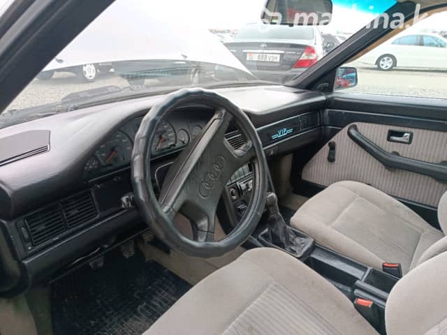 Audi 100 III (C3) Рестайлинг 2.2 MT