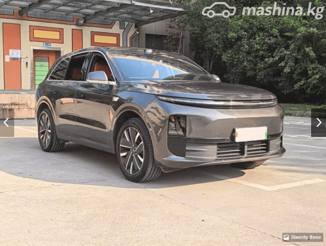 LiXiang L6 1.5hyb AT 4WD