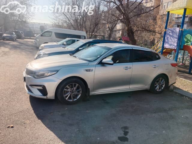 Kia K5 II 2.0 AT