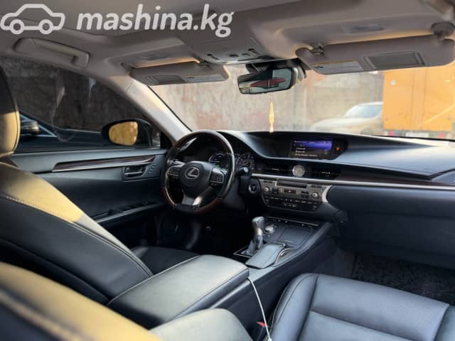 Lexus ES VI Рестайлинг 300h 2.5hyb CVT