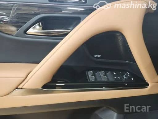 Lexus LX IV 700h 3.5hyb AT 4WD