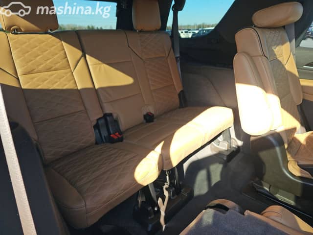Cadillac Escalade V ESV 3.0d AT 4WD