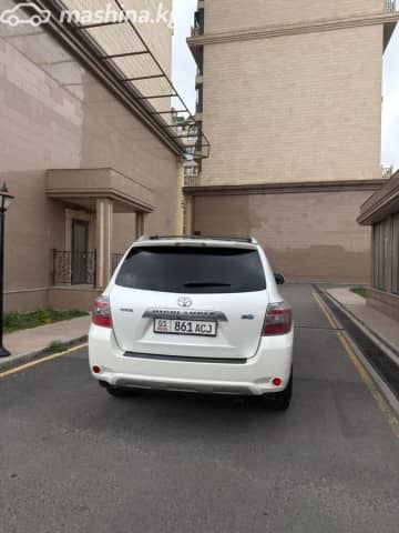 Toyota Highlander II (U40) 3.3hyb CVT 4WD