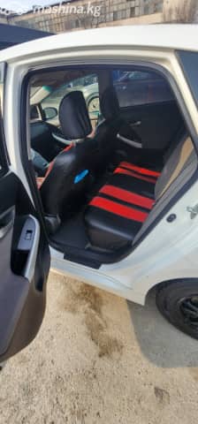 Toyota Prius III Рестайлинг (XW30) 1.8hyb AT