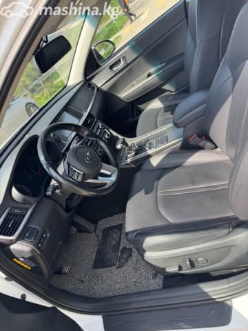 Kia K5 II 2.0 AT