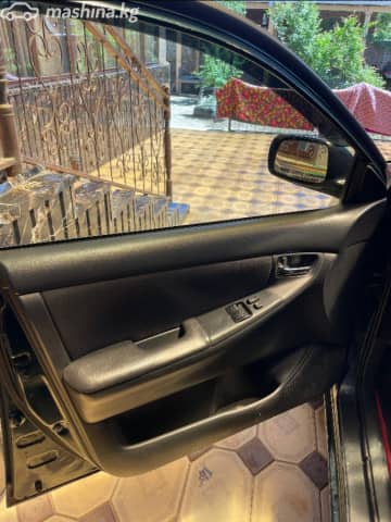 Toyota Corolla IX (E120, E130) Рестайлинг 1.6 MT