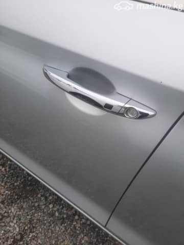 Hyundai Sonata VII (LF) LPi 2.0 AT