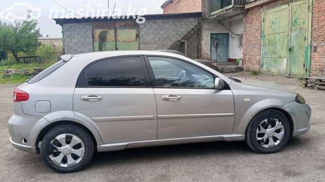 Chevrolet Lacetti 1.8 MT