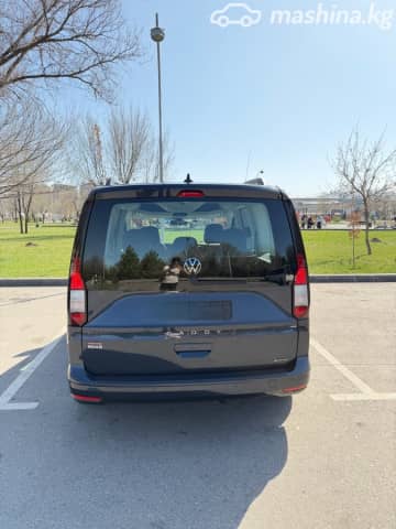 Volkswagen Caddy V 2.0d MT