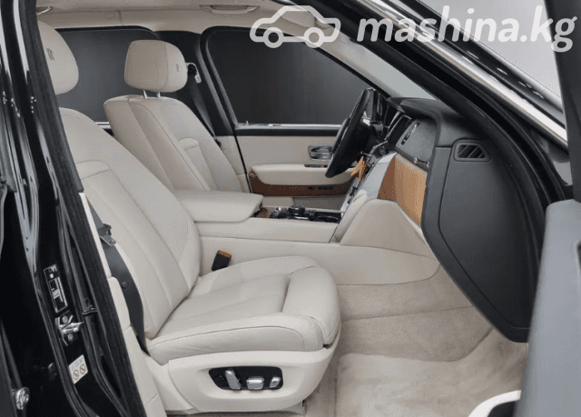 Rolls-Royce Cullinan I 6.7 AT AWD