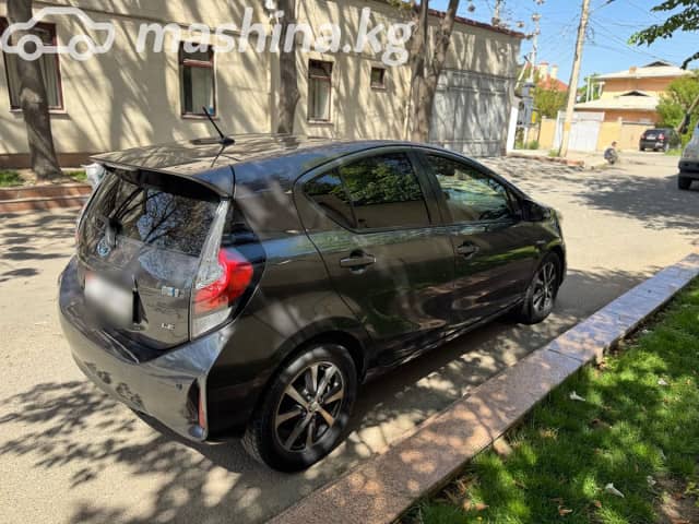 Toyota Prius c I Рестайлинг 1.5hyb AT