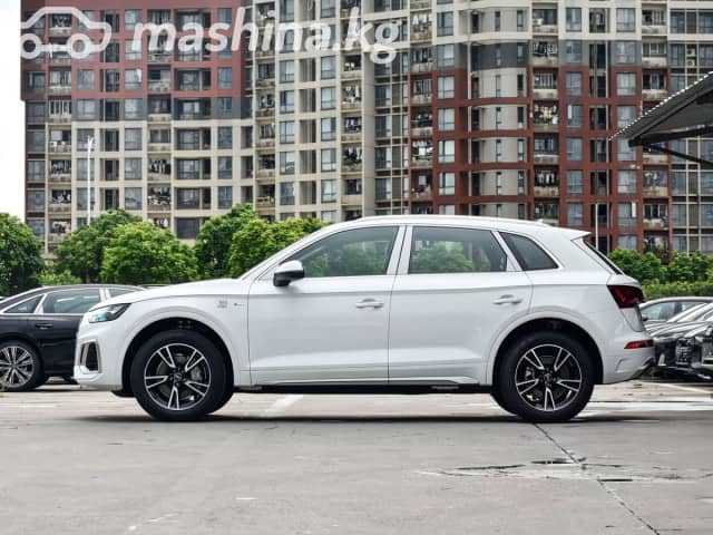 Audi Q5 III 40 TFSI 2.0 AMT 4WD