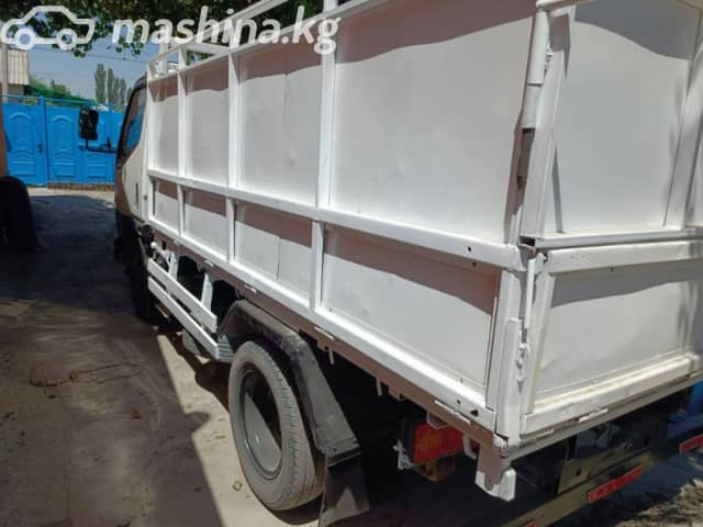 Mitsubishi Canter