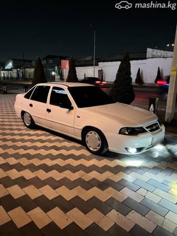Daewoo Nexia I Рестайлинг 1.6 MT