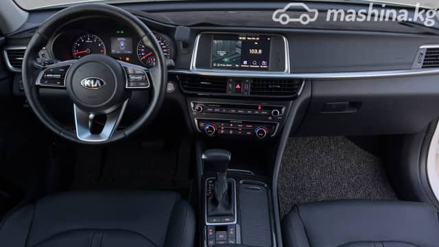 Kia K5 II 2.0 AT