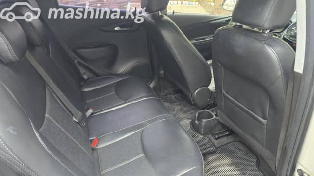 Chevrolet Spark IV 1.0 CVT